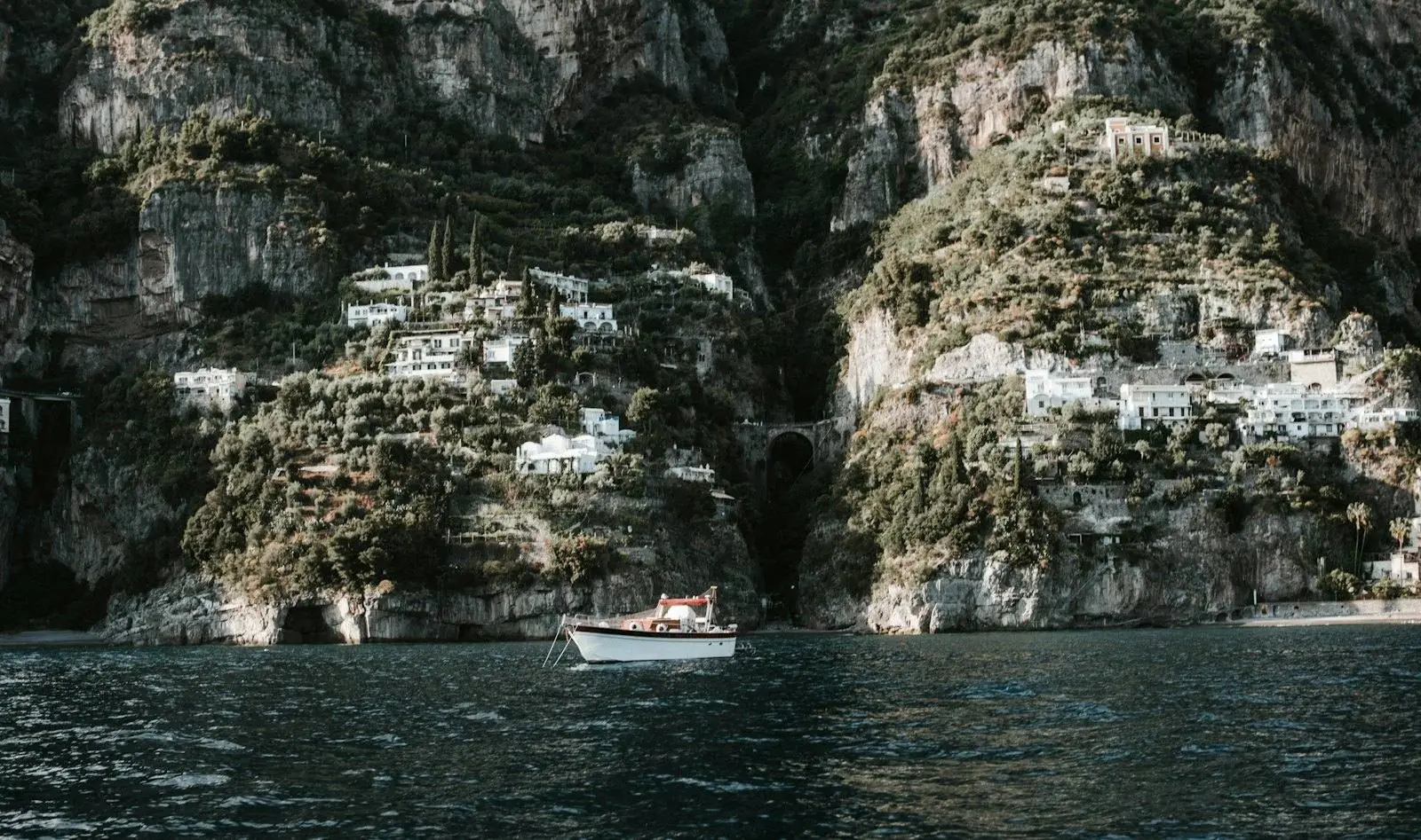 Praiano e il mare della Costiera Amalfitana