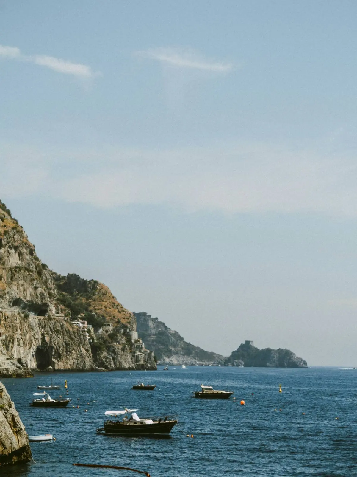 Barche nel mare di Praiano